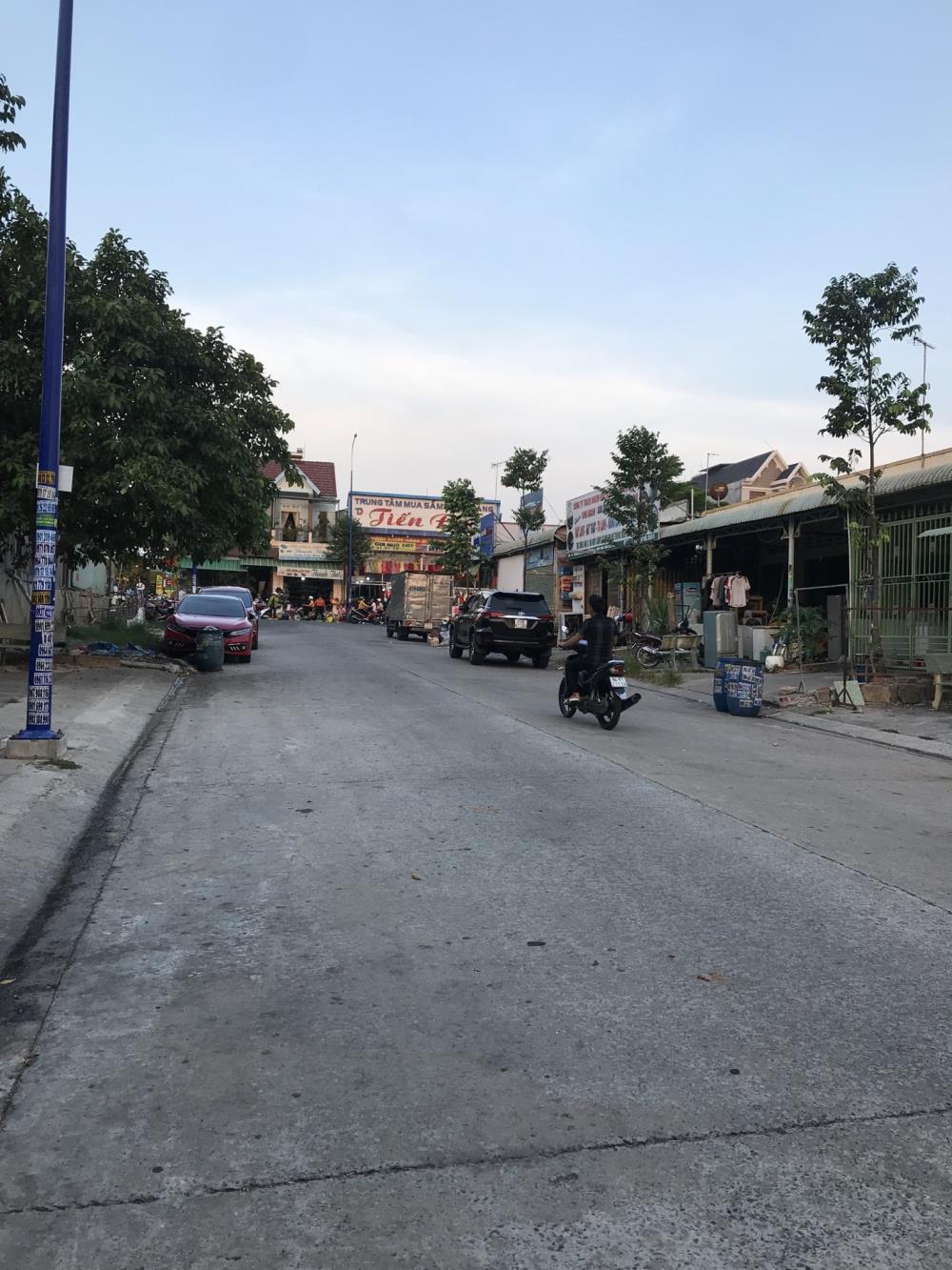 NGÂN HÀNG THANH LÝ ĐẤT GẦN CHỢ SÁT KCN DÂN ĐÔNG CHỈ 185TR CÓ LÔ GÓC 2MT KD