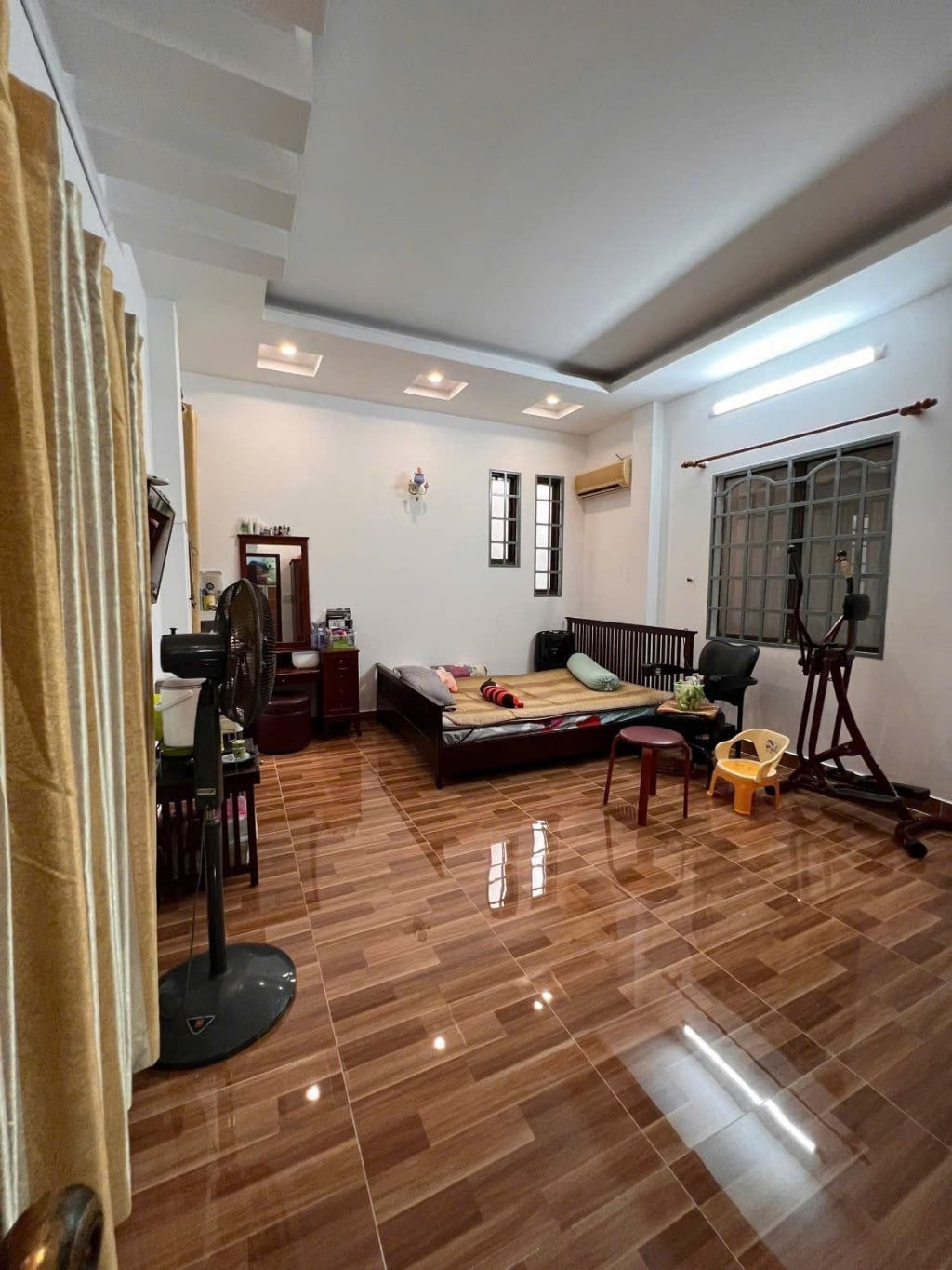 RẺ BIỆT THỰ P10 TÂN BÌNH CƯ XÁ BẮC HẢI 161M2 3 TẦNG NGANG 10M CHỈ 17.5 TỶ