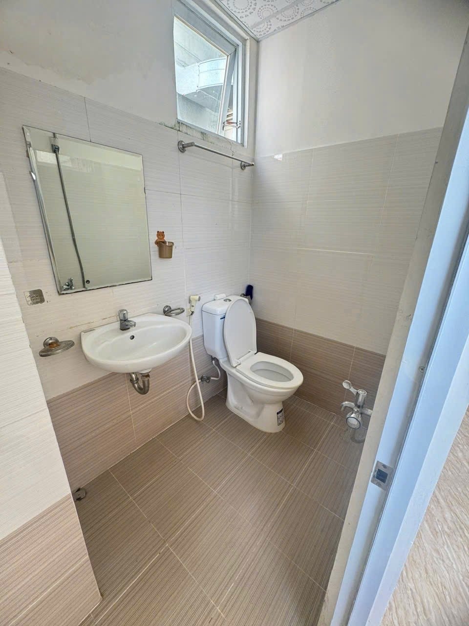 CH511 BÁN CĂN GÓC TẦNG 3 CHUNG CƯ HOÀNG QUÂN - BẮC NHA TRANG